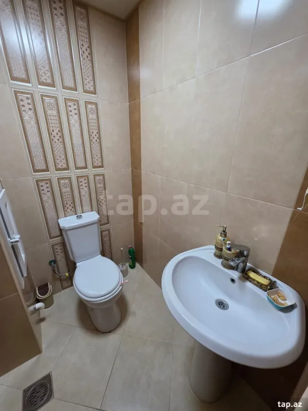 Satılır 6 otaqlı mənzil 105 m²