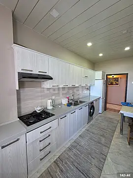 Satılır 6 otaqlı mənzil 105 m²