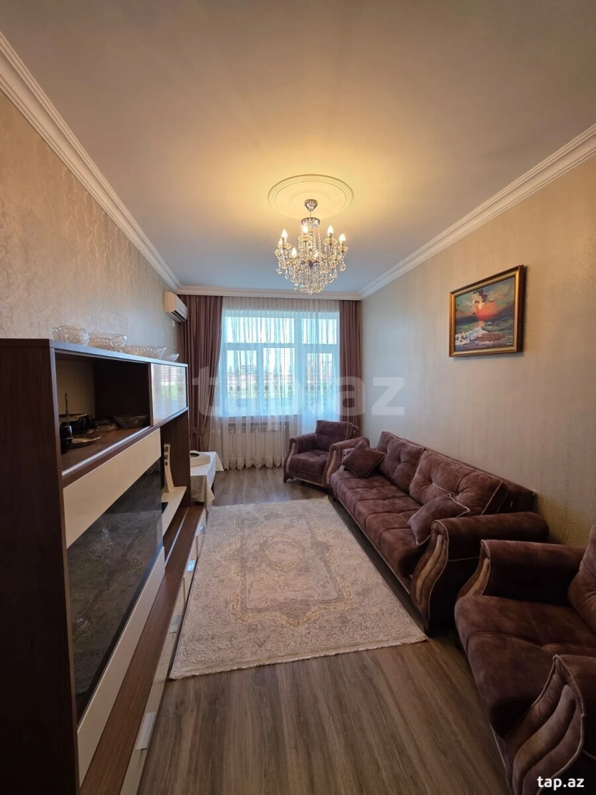 Satılır 6 otaqlı mənzil 105 m²
