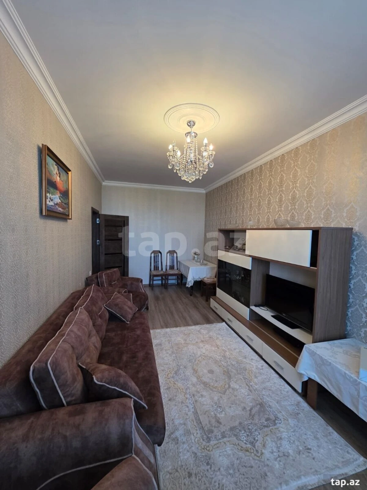 Satılır 6 otaqlı mənzil 105 m²