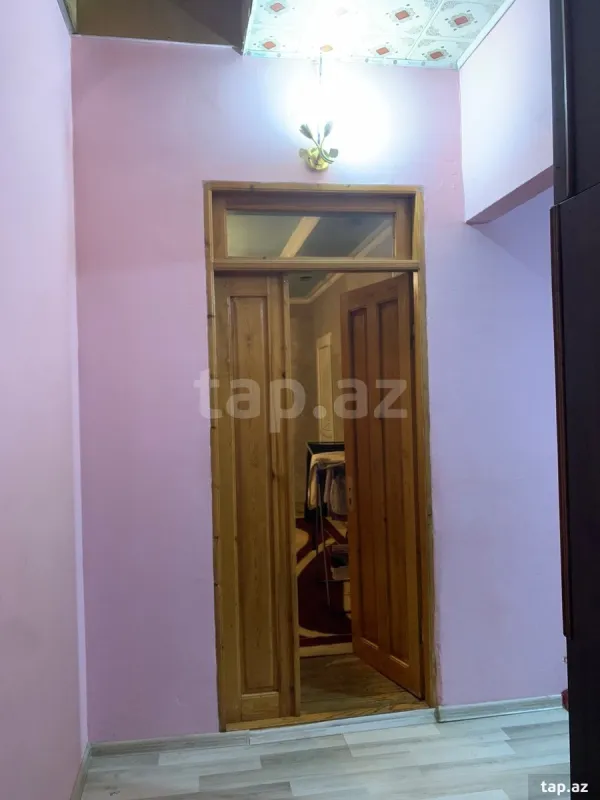 Satılır 5 otaqlı həyət evi