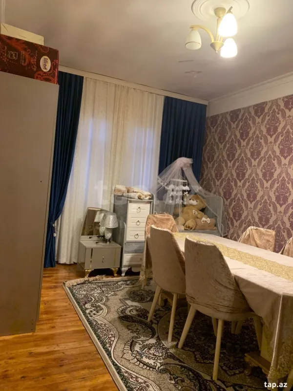 Satılır 5 otaqlı həyət evi