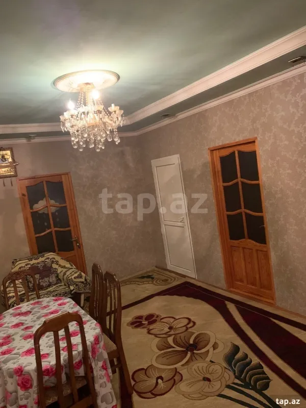 Satılır 5 otaqlı həyət evi