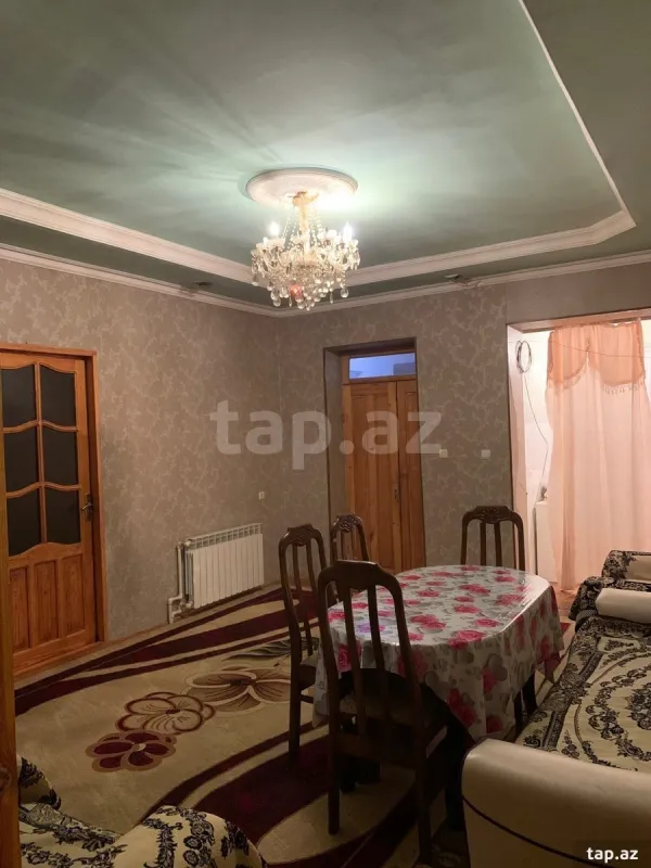 Satılır 5 otaqlı həyət evi