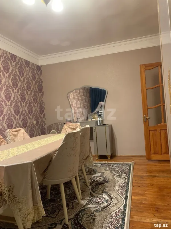 Satılır 5 otaqlı həyət evi