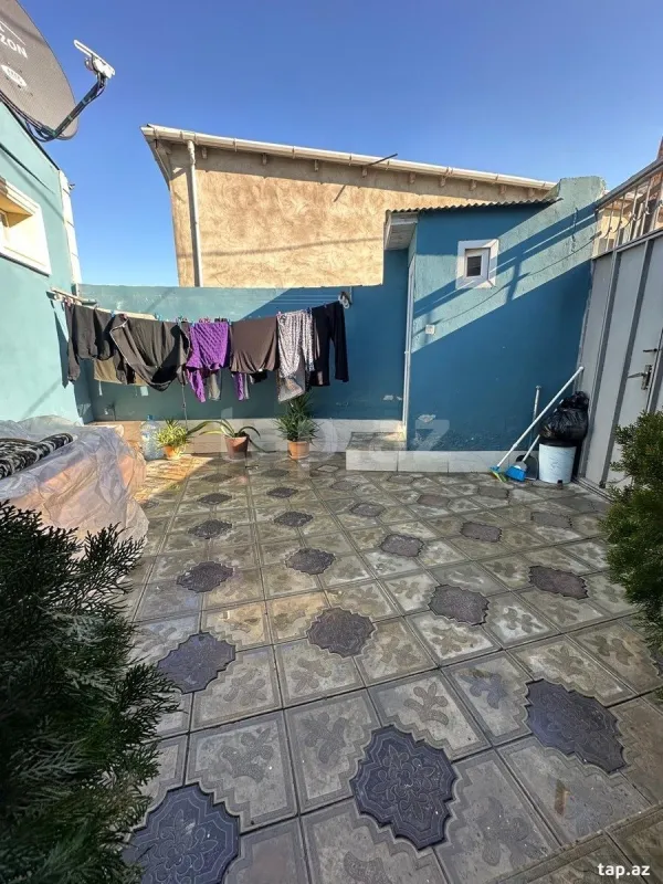 Satılır 3 otaqlı həyət evi