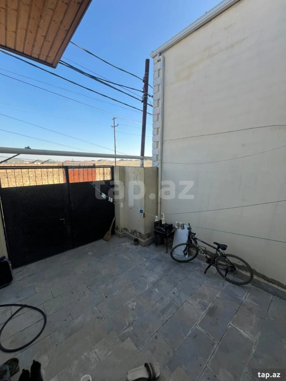 Satılır 3 otaqlı həyət evi