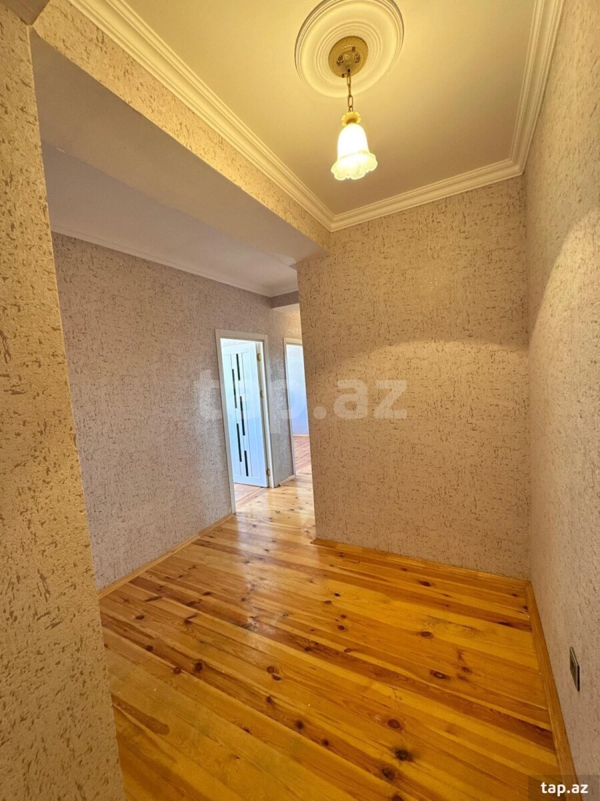 Satılır 4 otaqlı yeni tikili 101 m²