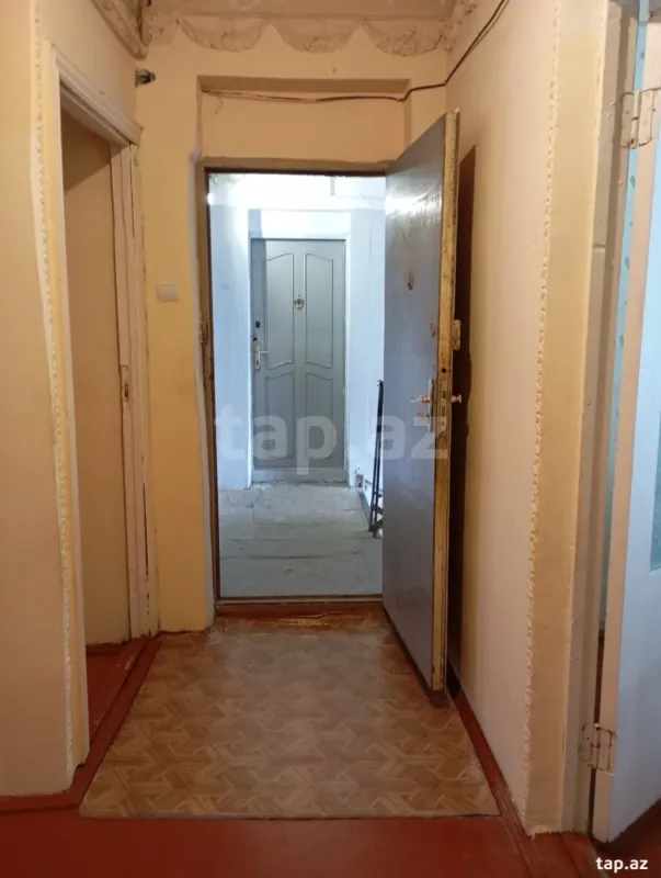 Satılır 2 otaqlı mənzil 56 m²