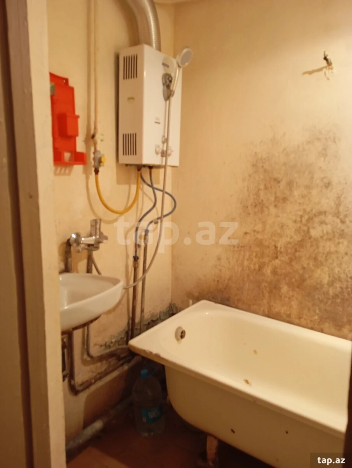 Satılır 2 otaqlı mənzil 56 m²