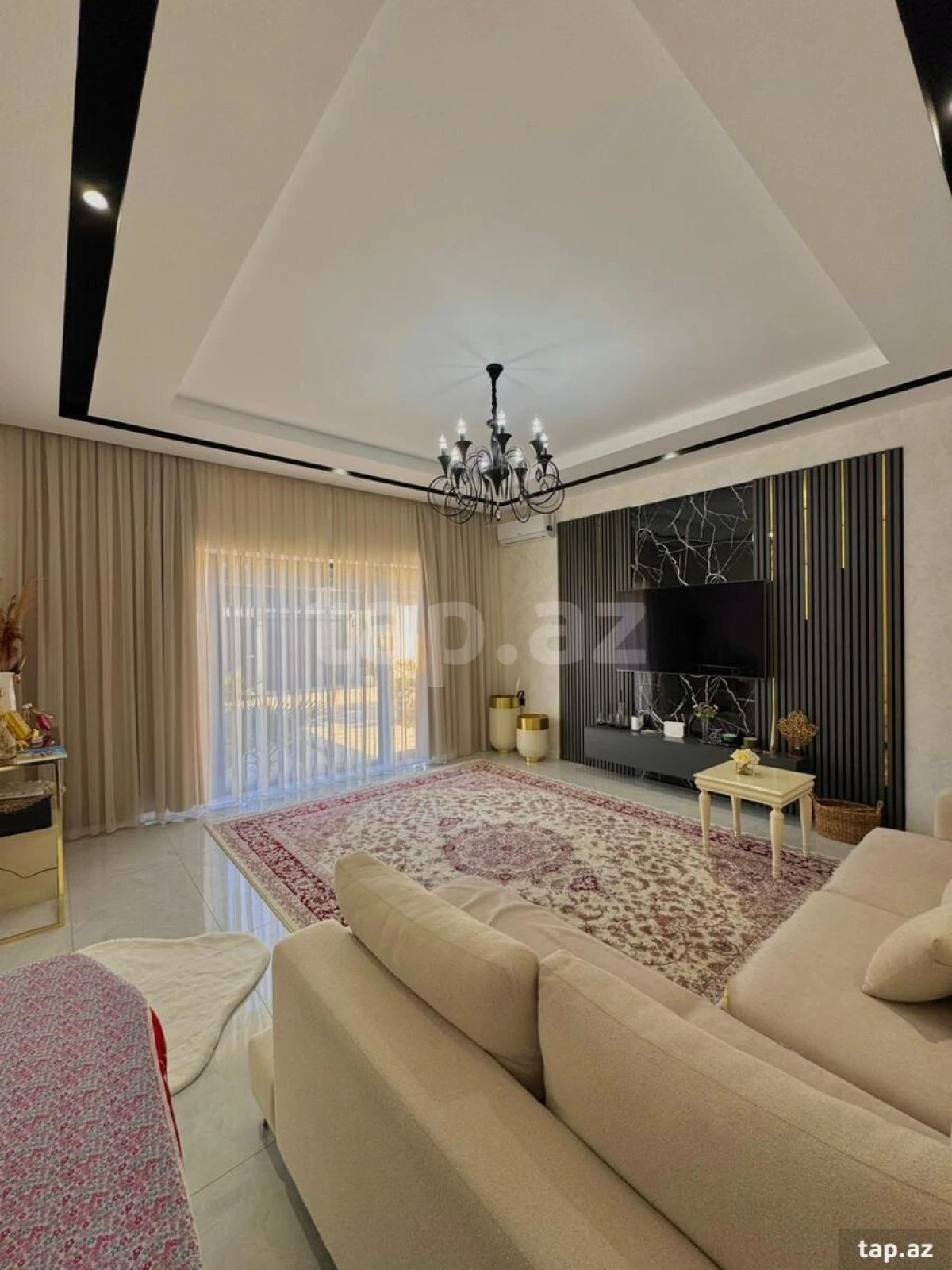 Satılır 4 otaqlı həyət evi