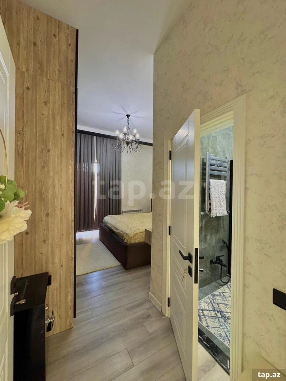 Satılır 4 otaqlı həyət evi