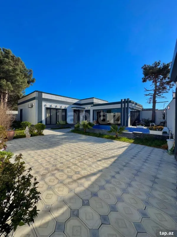 Satılır 4 otaqlı həyət evi