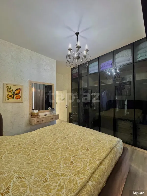 Satılır 4 otaqlı həyət evi