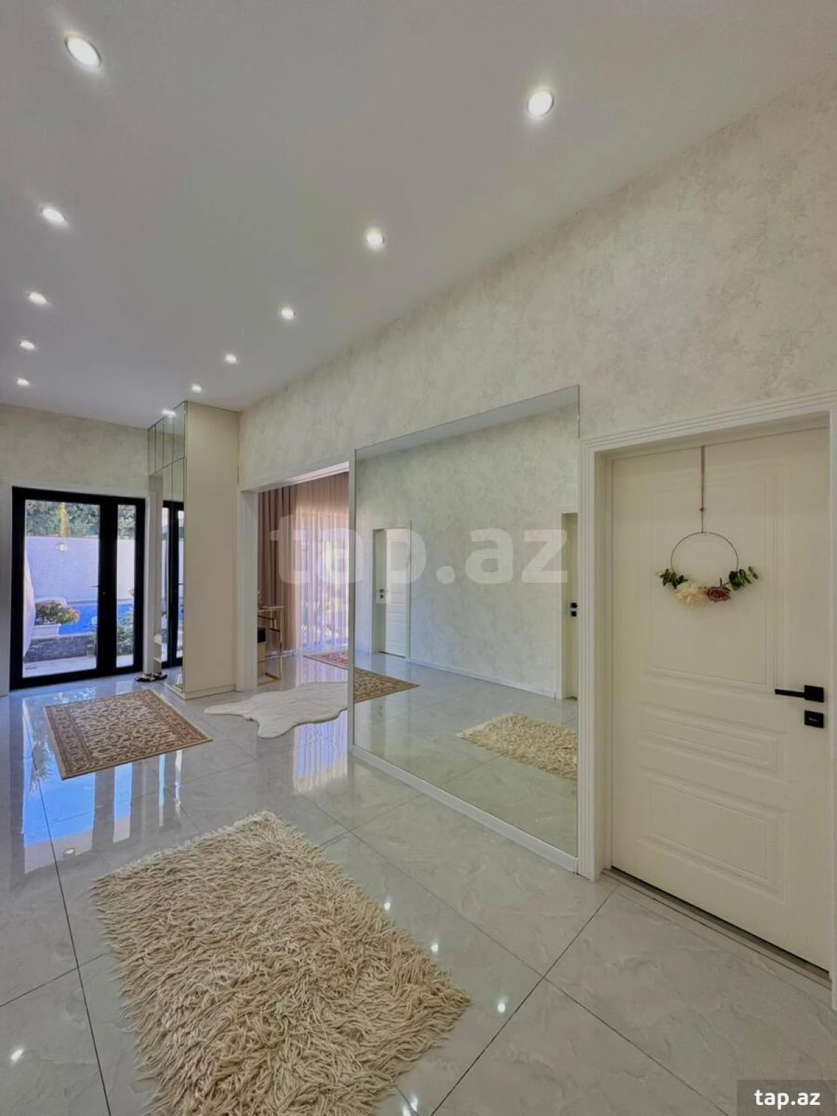 Satılır 4 otaqlı həyət evi