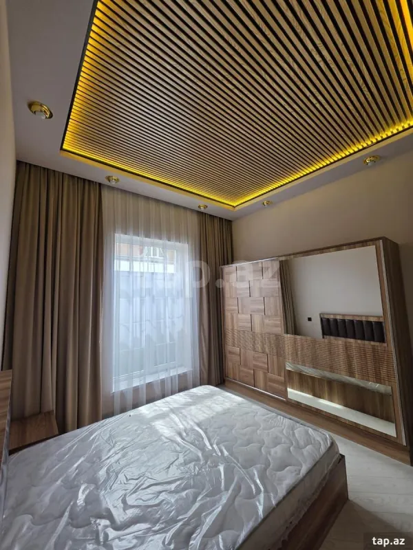 Satılır 4 otaqlı həyət evi