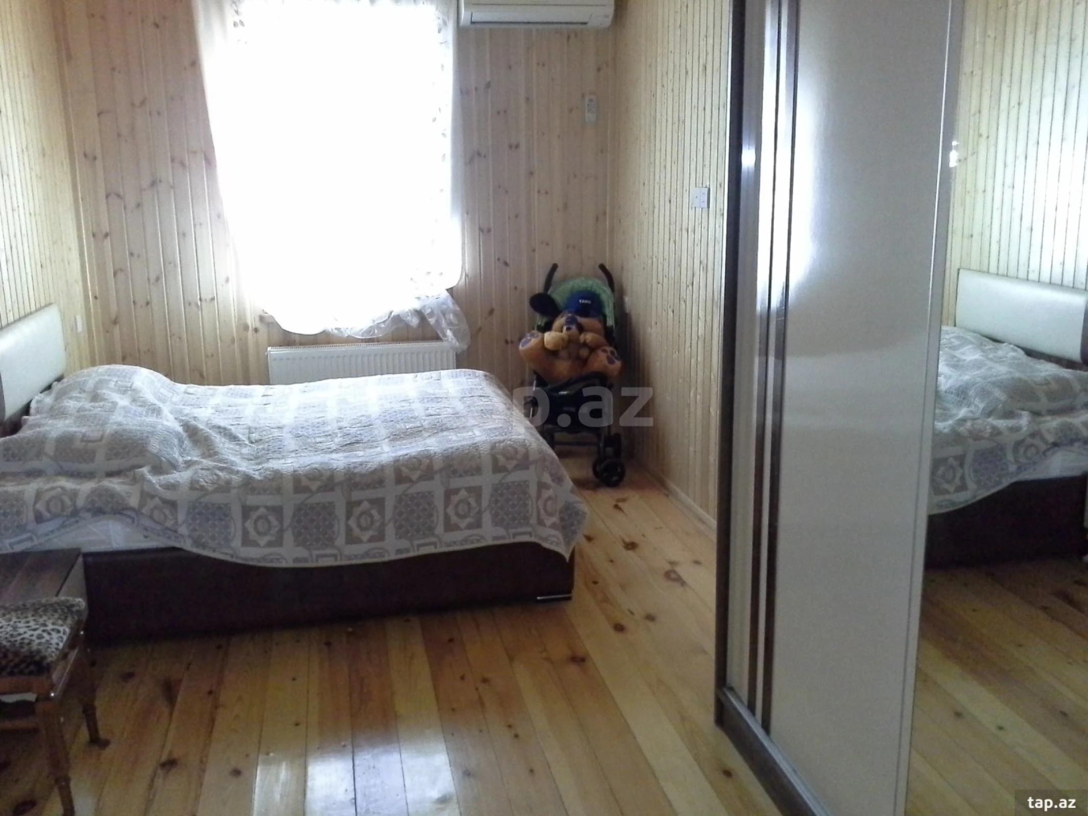 Satılır 6 otaqlı həyət evi