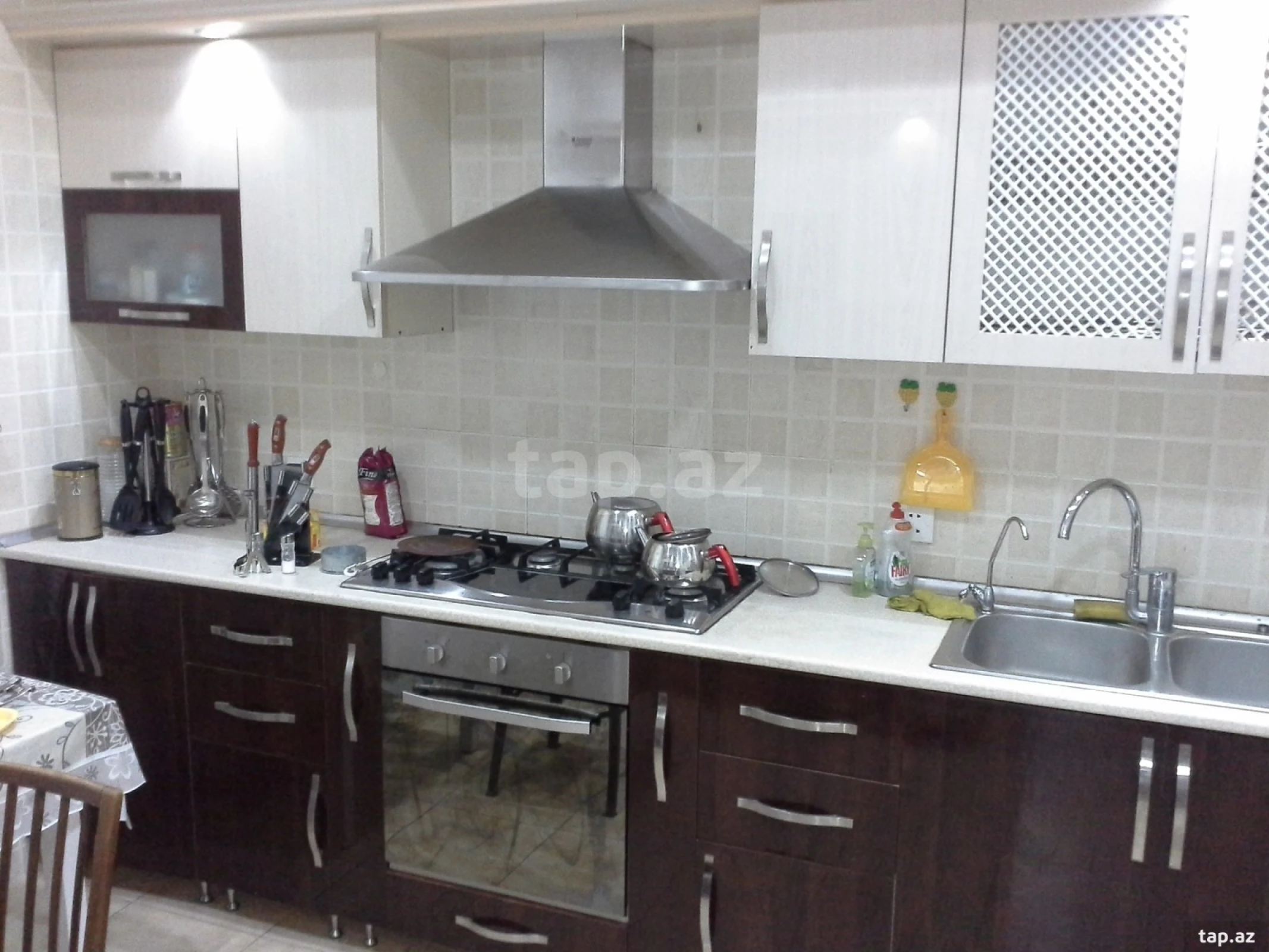 Satılır 6 otaqlı həyət evi