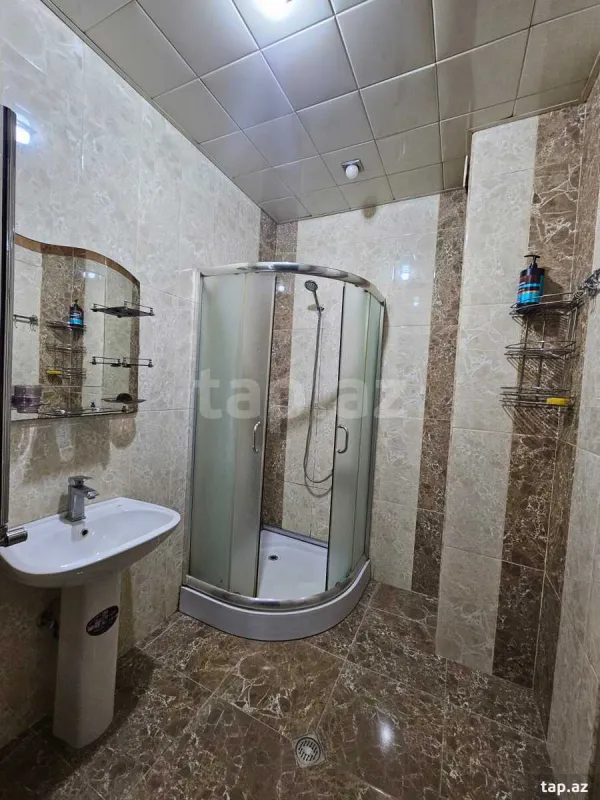 Kirayə verilir 2 otaqlı yeni tikili 55 m²