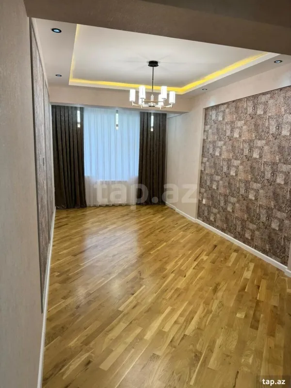 Satılır 4 otaqlı mənzil 153 m²