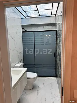 Satılır 4 otaqlı mənzil 153 m²