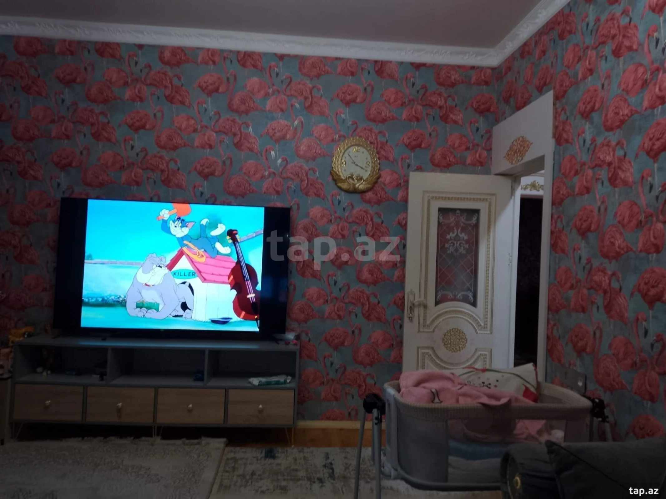 Satılır 8 otaqlı həyət evi