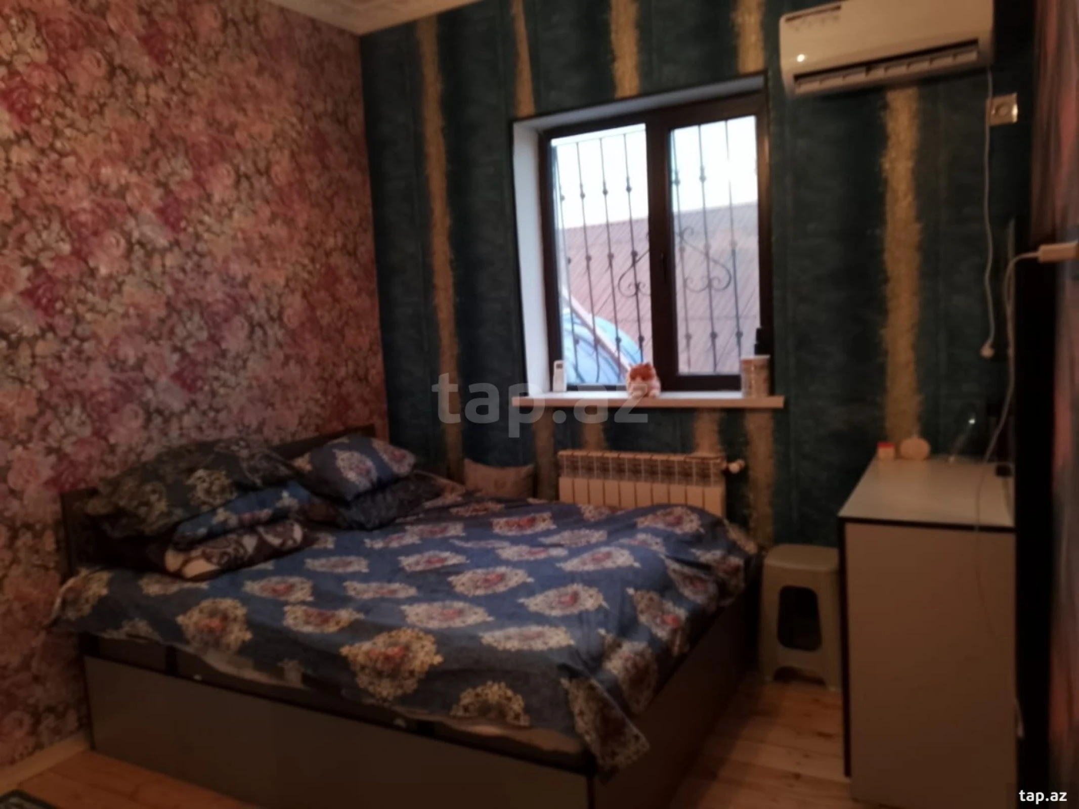 Satılır 8 otaqlı həyət evi