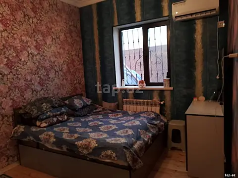 Satılır 8 otaqlı həyət evi