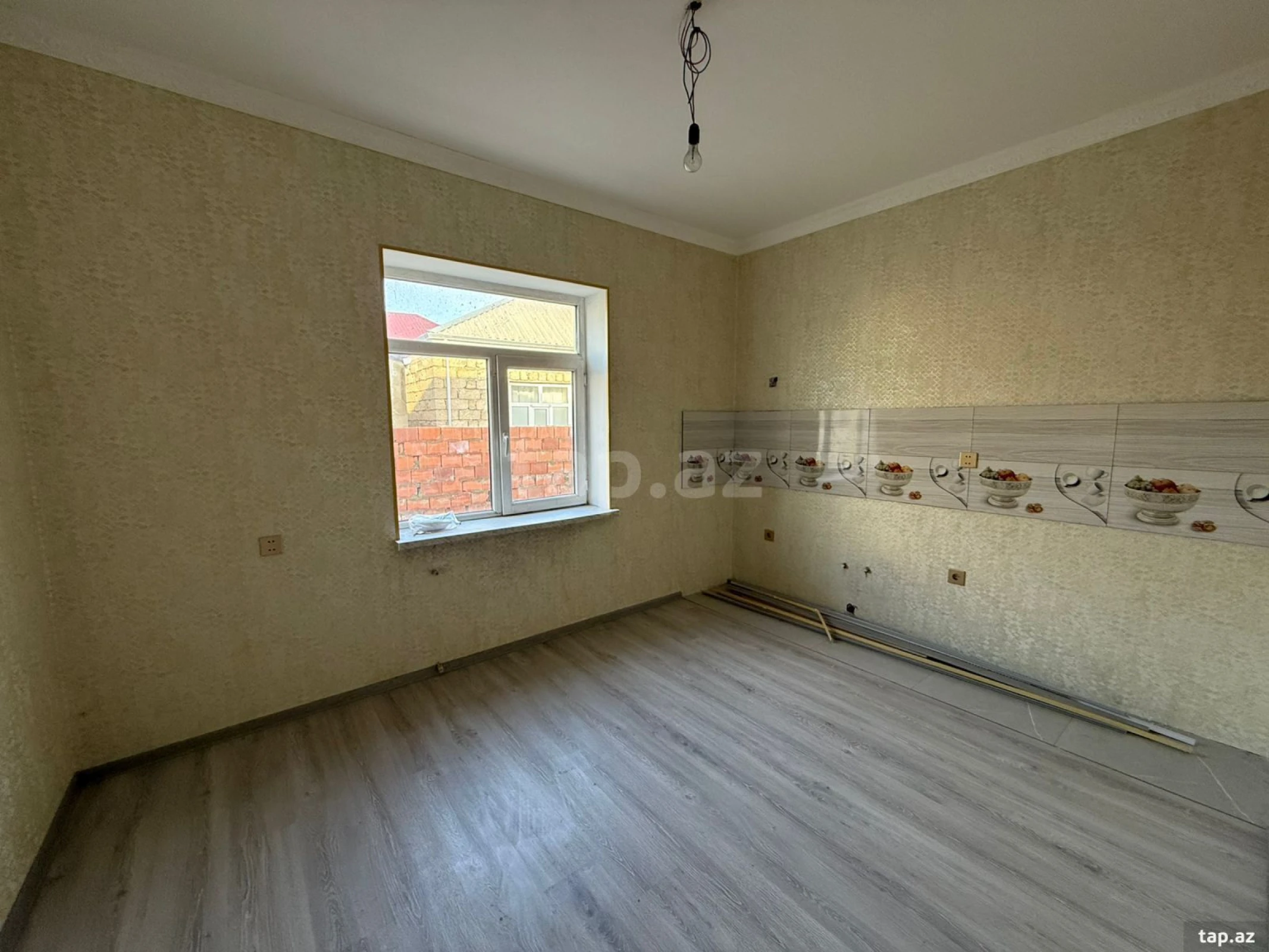 Satılır 3 otaqlı həyət evi