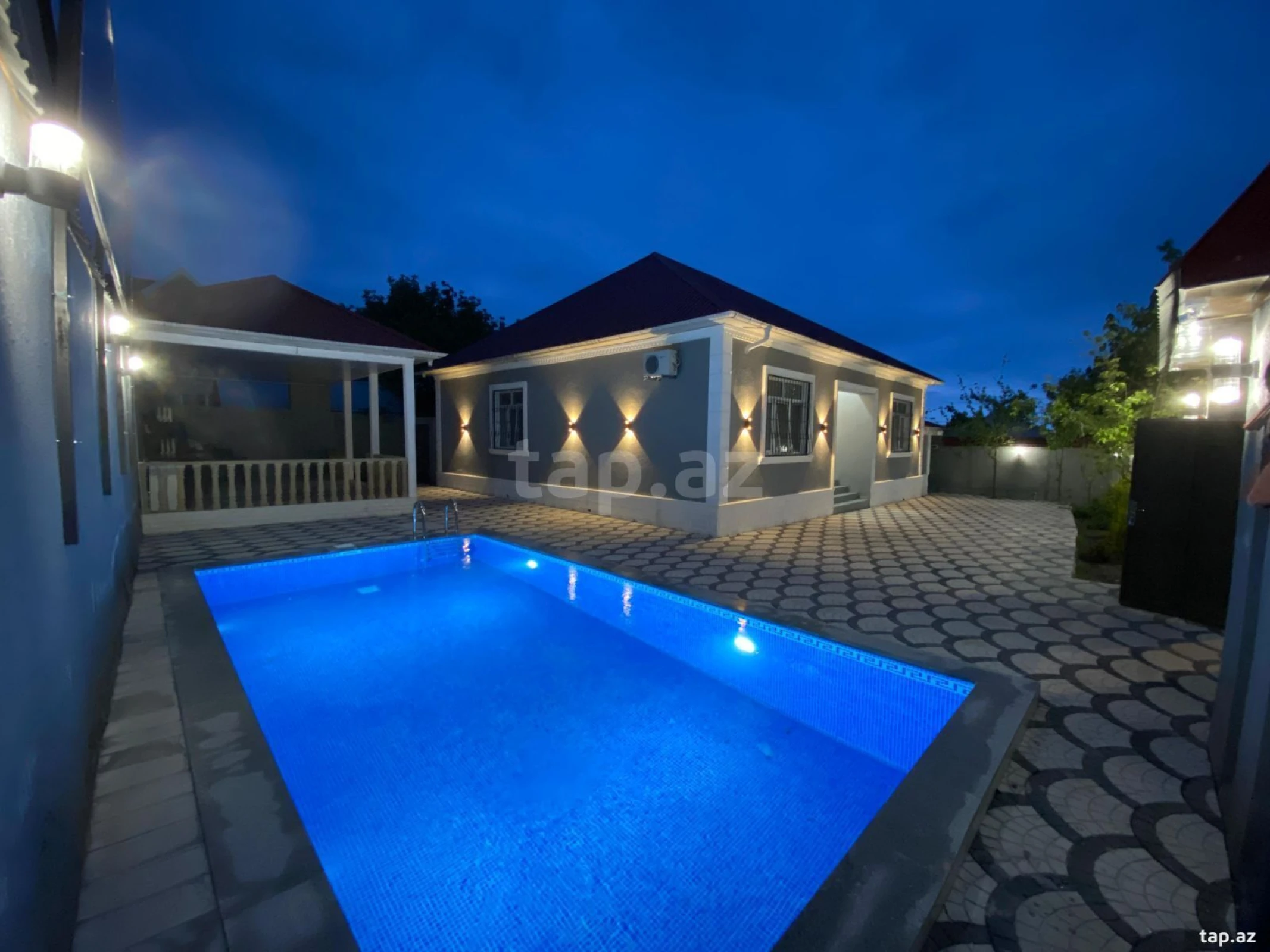 Kirayə verilir 4 otaqlı həyət evi