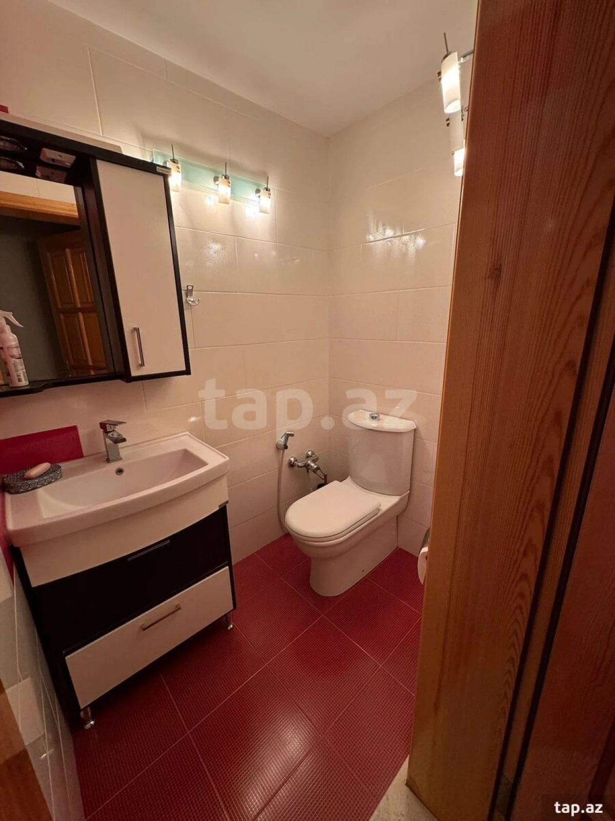 Satılır 3 otaqlı yeni tikili 95 m²