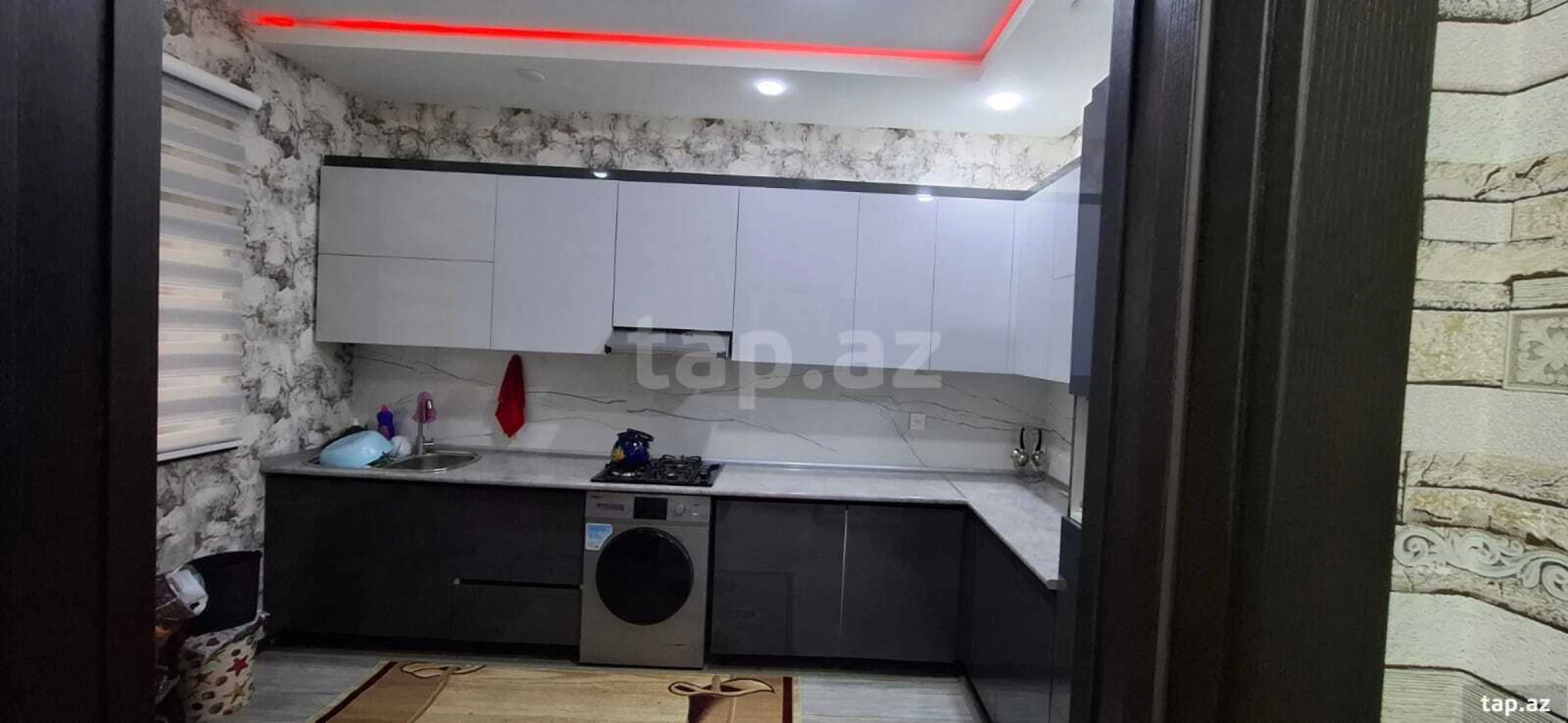 Satılır 4 otaqlı həyət evi