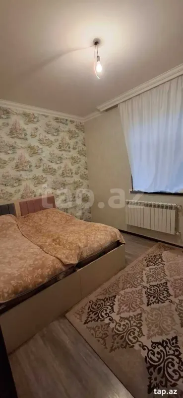 Satılır 4 otaqlı həyət evi