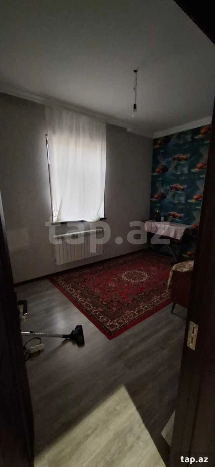 Satılır 4 otaqlı həyət evi