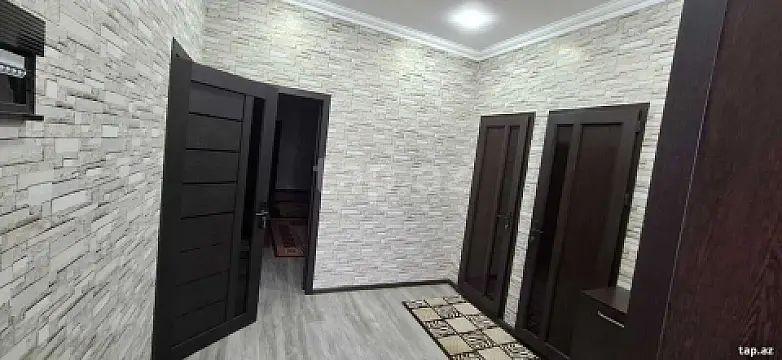 Satılır 4 otaqlı həyət evi