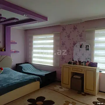 Satılır 4 otaqlı həyət evi