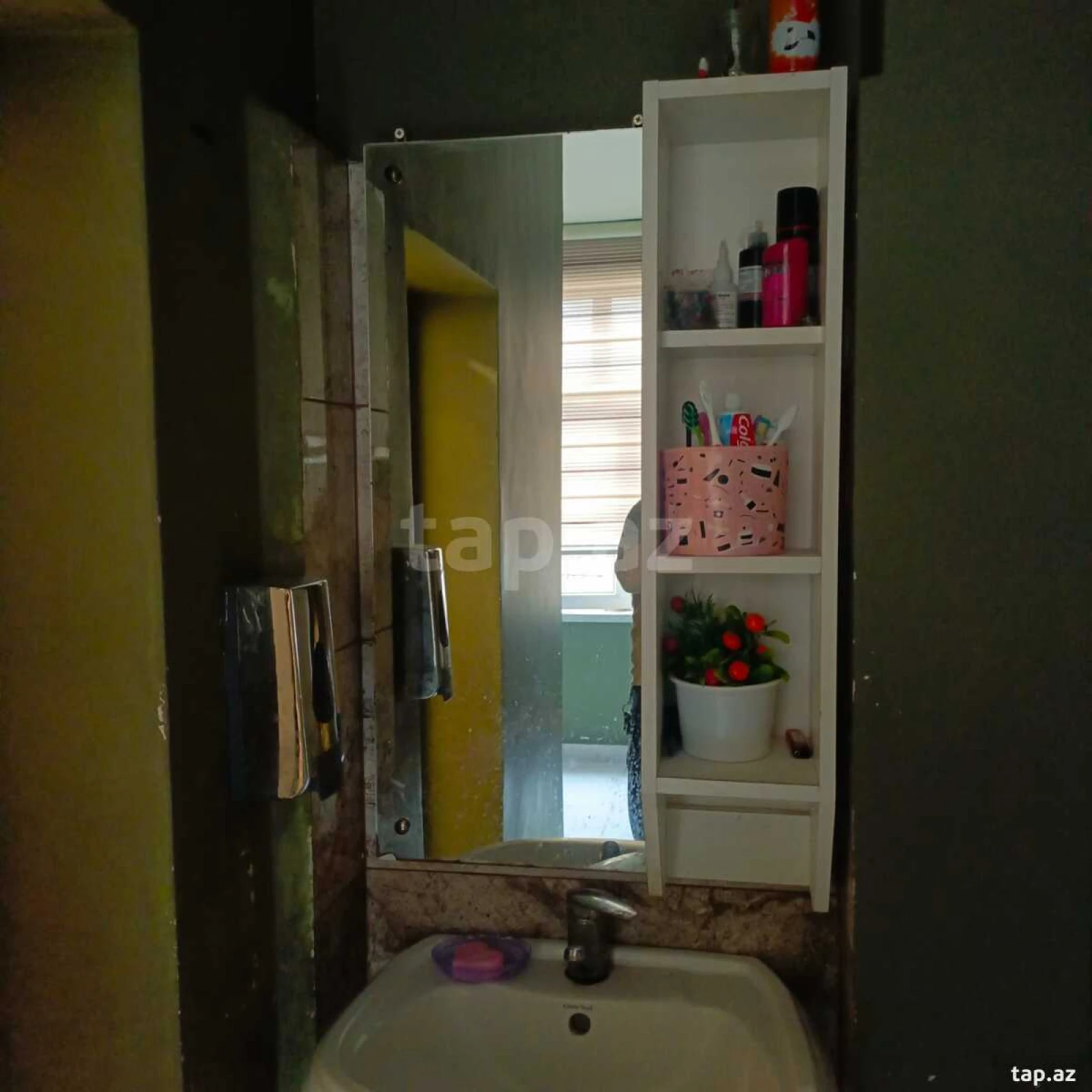 Satılır 4 otaqlı həyət evi