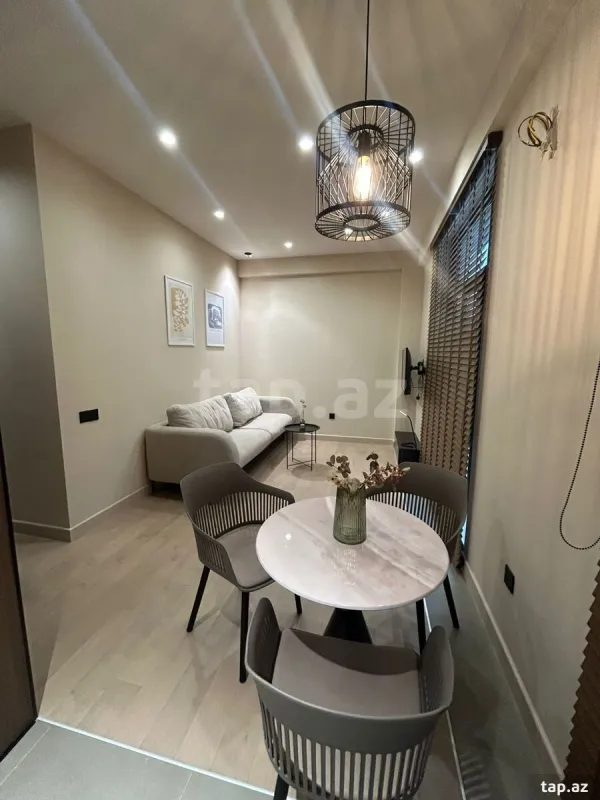 Kirayə verilir 2 otaqlı yeni tikili 54 m²