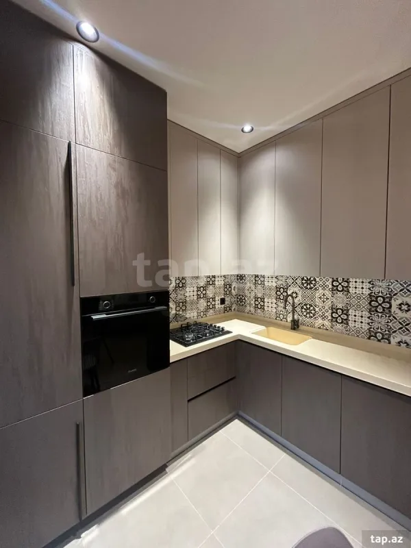 Kirayə verilir 2 otaqlı yeni tikili 54 m²