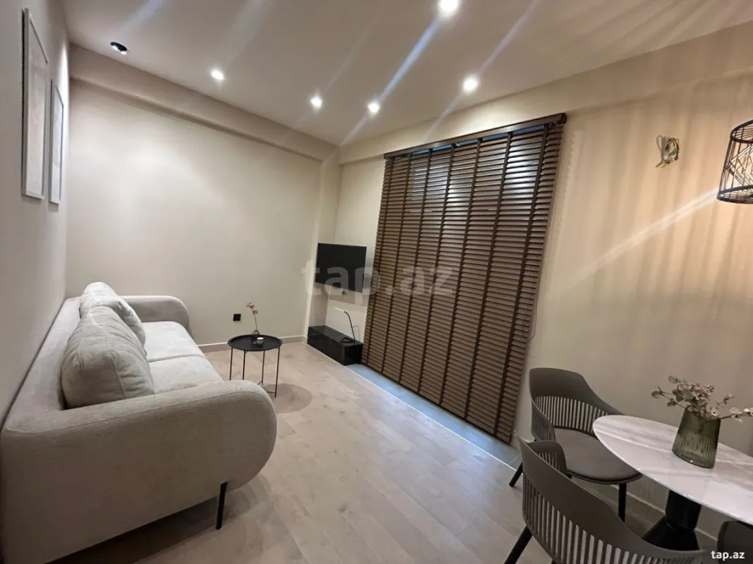 Kirayə verilir 2 otaqlı yeni tikili 54 m²