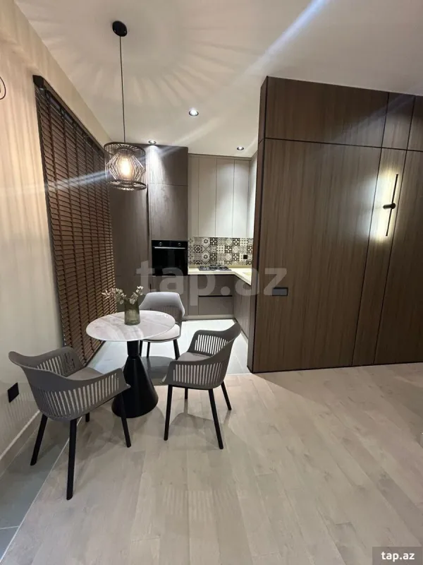 Kirayə verilir 2 otaqlı yeni tikili 54 m²