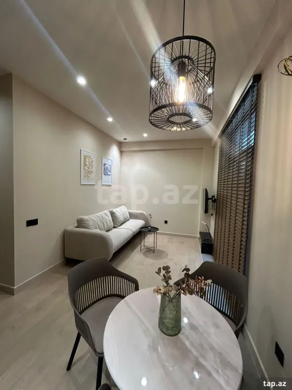 Kirayə verilir 2 otaqlı yeni tikili 54 m²