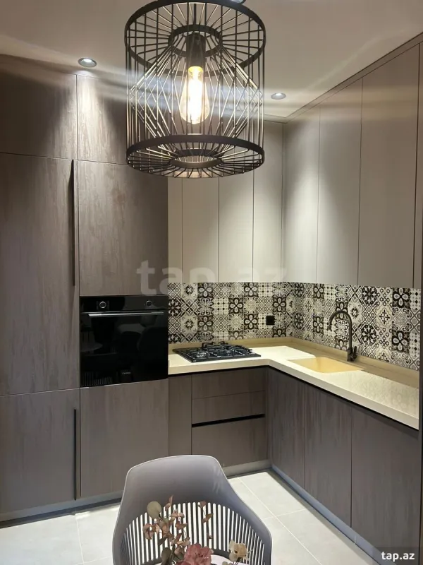 Kirayə verilir 2 otaqlı yeni tikili 54 m²