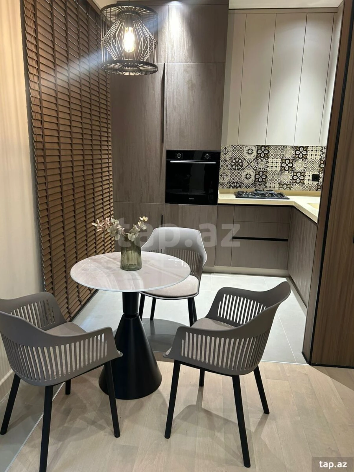 Kirayə verilir 2 otaqlı yeni tikili 54 m²