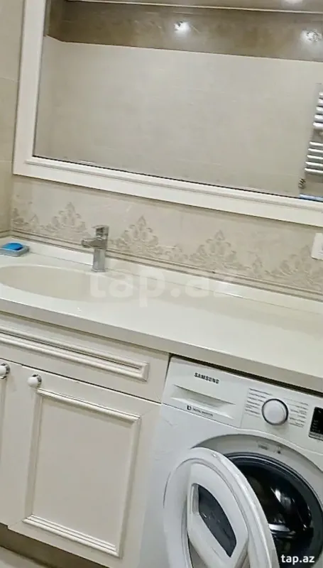 Satılır 3 otaqlı yeni tikili 105 m²