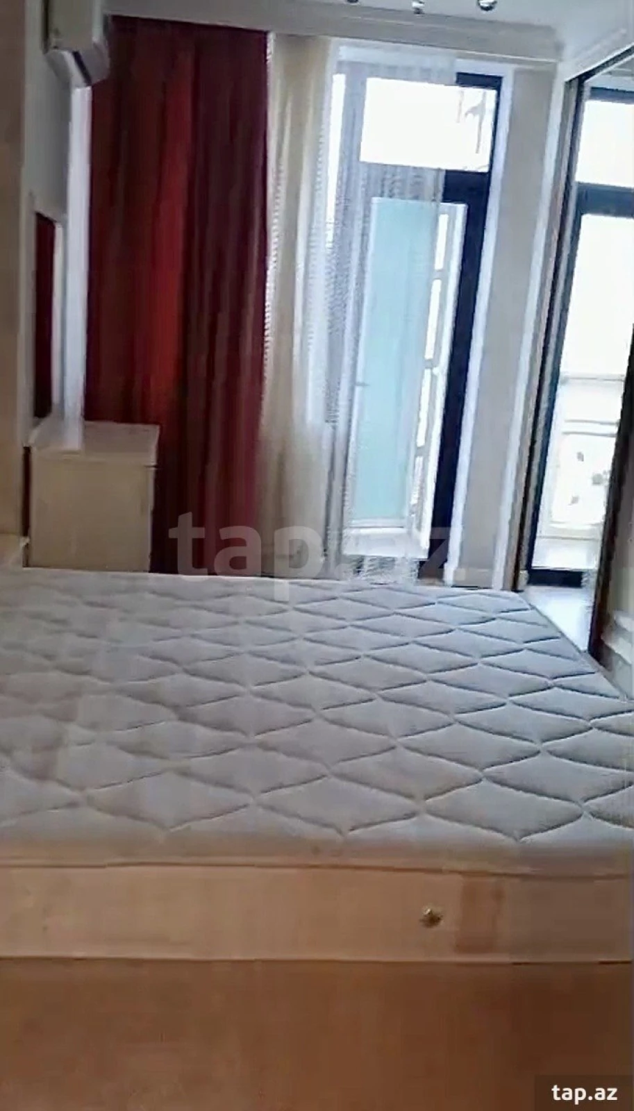 Satılır 3 otaqlı yeni tikili 105 m²