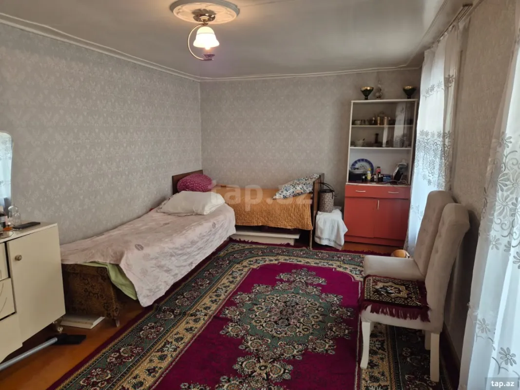 Satılır 5 otaqlı həyət evi