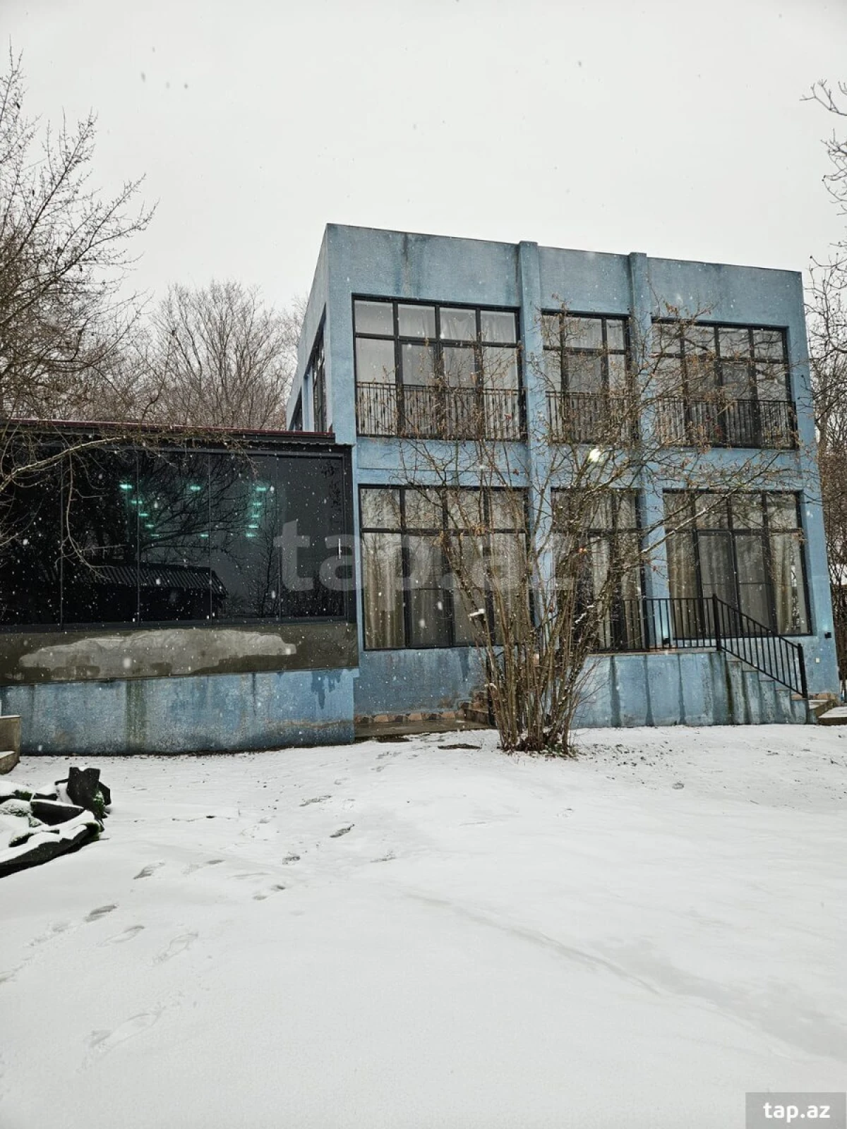 Kirayə verilir 4 otaqlı həyət evi