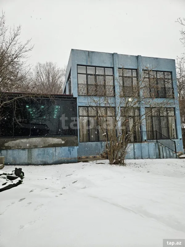 Kirayə verilir 4 otaqlı həyət evi