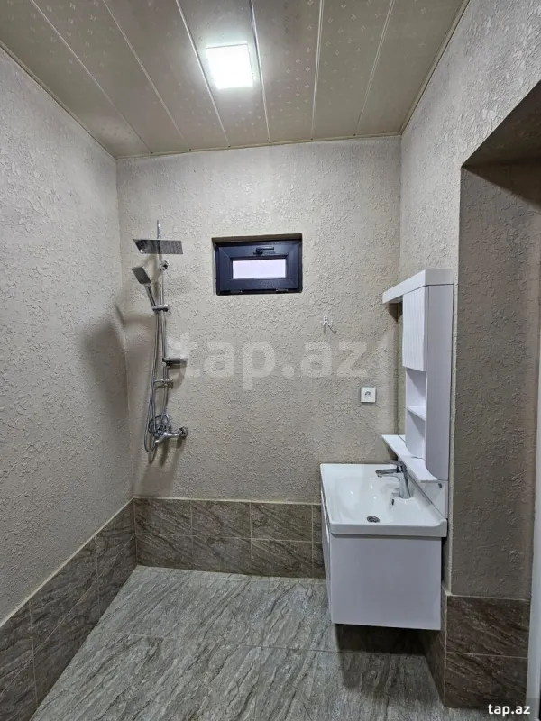 Kirayə verilir 4 otaqlı həyət evi